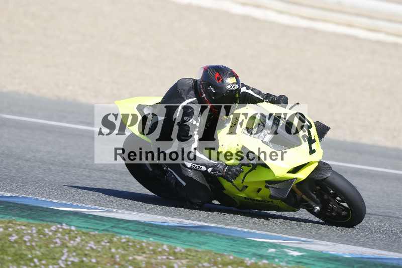 /Archiv-2024/02 29.01.-02.02.2024 Moto Center Thun Jerez/Gruppe gruen-green/229